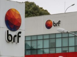 MPT firma acordo com BRF para proteger gestantes em frigorífico