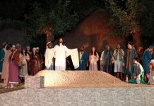 Governo de MT abre Auto da Paixão de Cristo com programação gratuita na Arena Pantanal