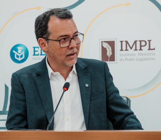 Deputado cobra explicações sobre R$ 448 milhões em MT