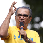 Moraes vota para tornar Malafaia réu por ofensas ao Exército