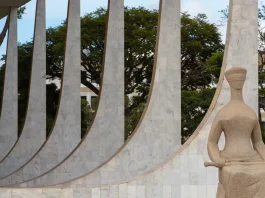 Gilmar Mendes vota contra lei que proíbe cotas em SC