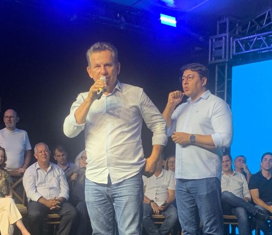 Governador anuncia pré-candidatura ao Senado e transição