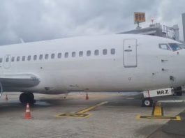 Avião com 118 haitianos fica retido por horas em Viracopos