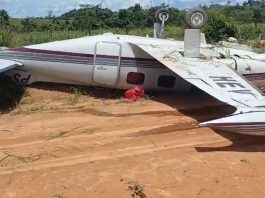 Avião cai durante aterrissagem em Confresa, explode ao solo e deixa duas vítimas fatais