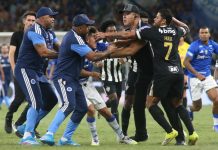 Final do Campeonato Mineiro termina com 23 expulsões por briga generalizada