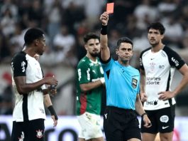 Corinthians segura empate com dois expulsos contra o Palmeiras