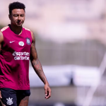 “Time remendado? Diniz gira elenco e muda tudo no Corinthians”