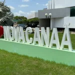 Motorista embriagado causa acidente em cruzamento de avenida