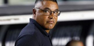 Pressão explode no Morumbi e técnico do São Paulo resiste