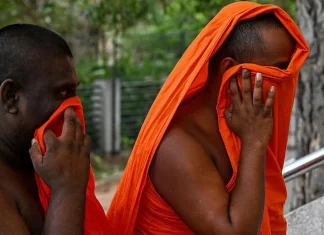 22 monges budistas são presos no Sri Lanka com mais de 110 kg de cannabis em mala dupla