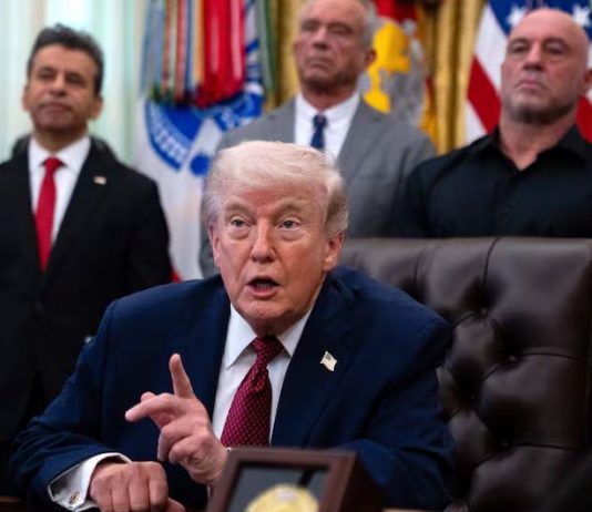 Trump amplia trégua com Irã e mantém tensão no Oriente Médio