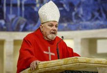 Quem imaginaria? Trump corta US$ 11 milhões de entidade católica e gera reação nos EUA