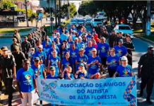 Caminhada reforça conscientização sobre autismo em Alta Floresta
