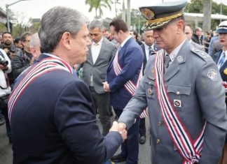 Saída de comandante da PM-SP ocorre em meio a investigação e acusação de envolvimento com PCC