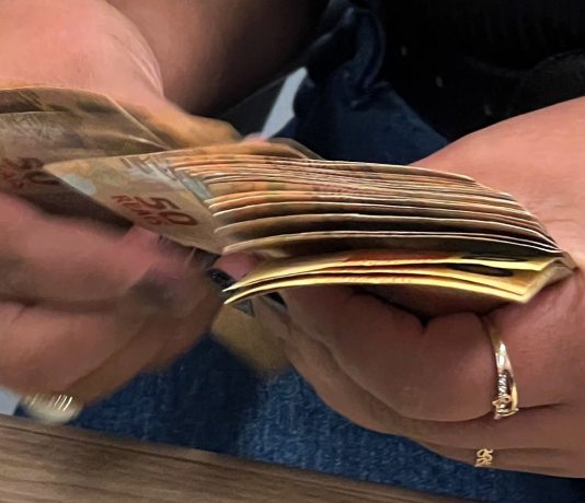 Banco Central inicia retirada de notas antigas após avanço do Pix