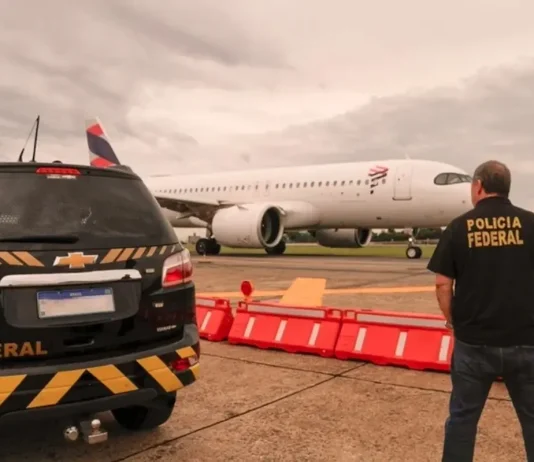 Homem de 26 anos é preso no Aeroporto de Várzea Grande com 10,6 kg de cocaína presa ao corpo