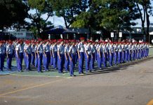Justiça suspende escola cívico-municipal e município gaúcho anuncia recurso