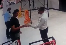 Delegado da PF é detido após furto em shopping no Recife