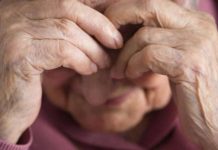 Filho embriagado invade casa e ameaça mãe em Colíder