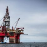 Justiça mantém suspensão de imposto de 12% sobre petróleo