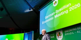 Funcionário dos EUA deixa o Brasil após reação do governo Lula