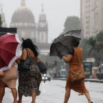 Alerta de chuvas intensas coloca regiões do Brasil em risco