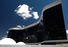TSE cassa governador de Roraima e torna Denarium inelegível