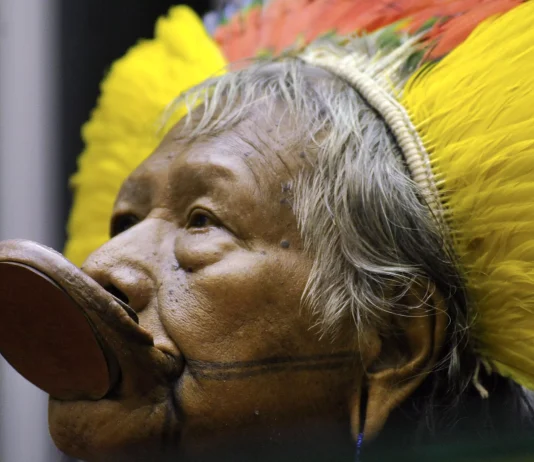 Cacique Raoni é internado em estado grave em UTI de Mato Grosso