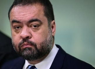 RJ: Cláudio Castro trocou cúpula do Rioprevidência antes de fundo investir R$ 3,7 bilhões no Master