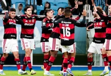 Flamengo bate o Grêmio fora de casa e afunda rival no Z4