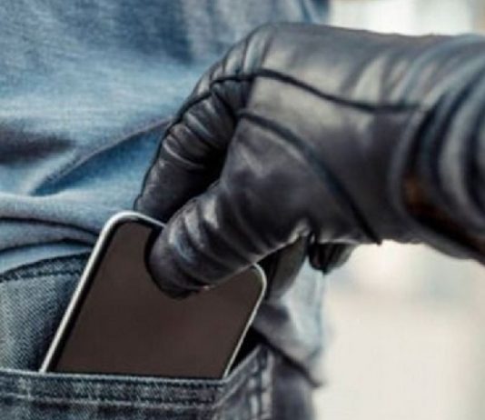 Funcionário tem celular furtado dentro de armário em indústria de Alta Floresta
