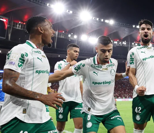 Palmeiras atropela Flamengo no Maracanã e dispara na liderança