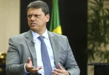 MPE aponta R$ 25,2 mi irregulares em campanha de Tarcísio