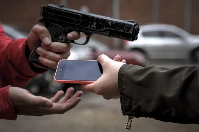 roubo celular