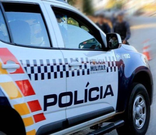 Mulher fratura clavícula após acidente na Ludovico da Riva