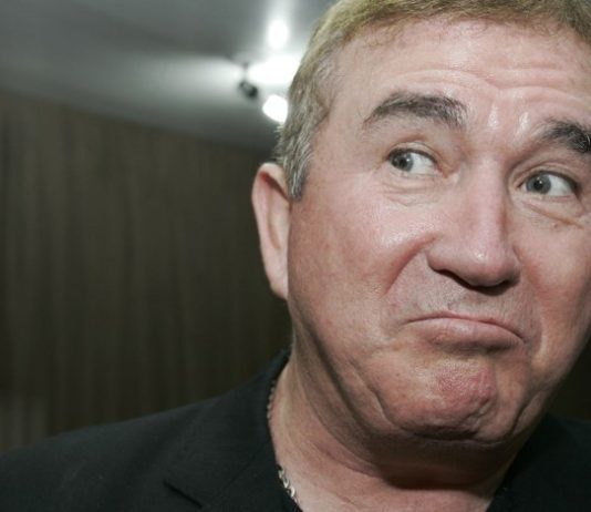 Amado Batista é condenado a indenizar pais de criança que morreu afogada