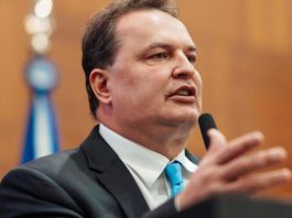 ALMT aprova projeto que cria a “Creche da Terceira Idade”