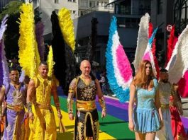 Parada do Orgulho LGBT+ leva cores e vibração à Avenida Paulista