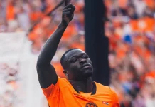 Holanda vence Tunísia e evita duelo contra o Brasil no mata-mata