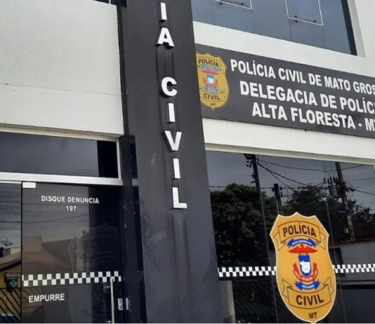 Discussão por carro na calçada termina em ameaças e apreensão de drogas