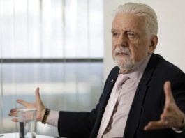 Defesa de Jaques Wagner recorre ao STF contra ação da PF
