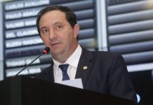 Deputado aciona Polícia Civil e MP contra pastor por intolerância religiosa