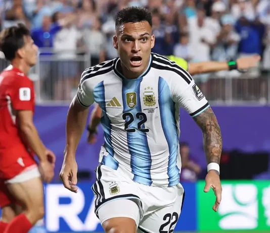Argentina vence a Suíça e mantém sonho do tetracampeonato vivo