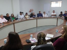 Vereadores cobram soluções para exames, Casa de Apoio e fortalecimento da saúde em reunião com secretário interino