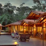 Hotel cercado pela floresta amazônica entra para a lista dos 50 melhores hotéis de luxo do mundo em 2026