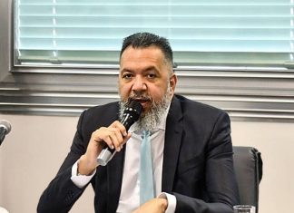 PF faz buscas contra aliado de Flávio Bolsonaro em investigação no RJ