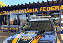 PRF apreende 3,5 kg de ouro escondidos em sapatos de passageiro