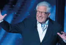 Morre Peppino di Capri, voz de “Champagne”, aos 86 anos