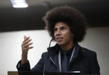 STF mantém suspensa cassação do deputado Renato Freitas no Paraná
