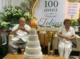 Ele não pára! Professor Tobias Celebra 100 Anos e Anuncia Novo Sonho para a Uniflor